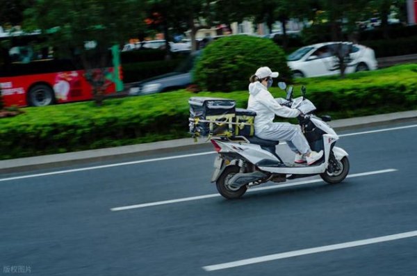 配资专业证券配资门户 外卖战争三问: 百亿补贴下的生死局
